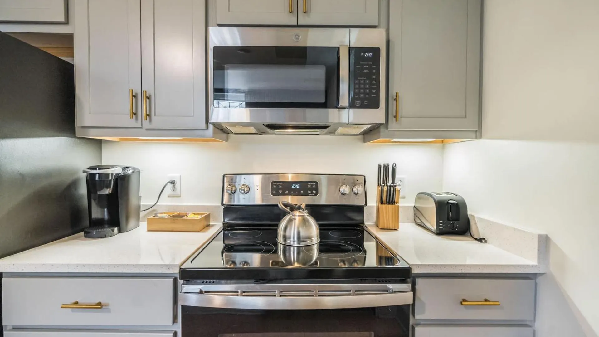 Modern Space In The Vibrant Louisville #101 0*,  United States