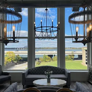 Bluegrass River View! Soak & Savor By Hollyhock Louisville
